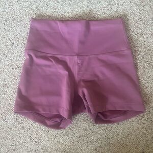 Lululemon Wunder Train HR Short 4” VLVD 8